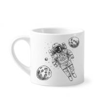 宇宙和外星宇航员 白色陶瓷杯子马克杯咖啡杯水杯礼物